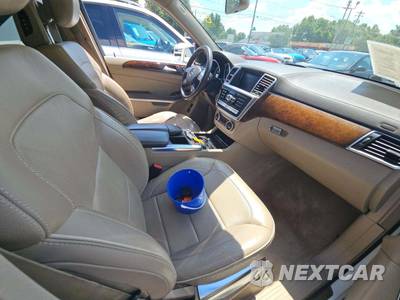 2014 Mercedes-Benz GL 550 4MATIC - zdjęcie 19 z 28 - miniatura