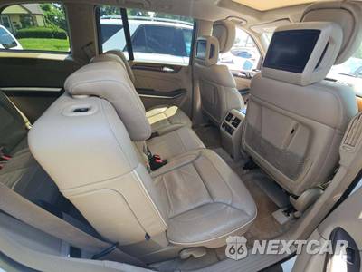 2014 Mercedes-Benz GL 550 4MATIC - zdjęcie 17 z 28 - miniatura