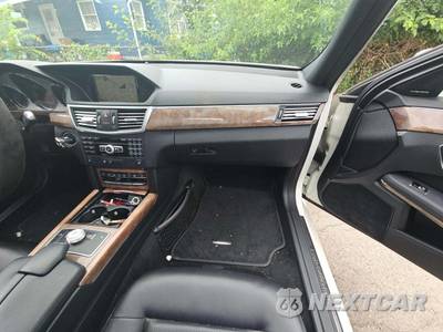 2012 Mercedes-Benz E 350 4MATIC Sedan - zdjęcie 19 z 24 - miniatura