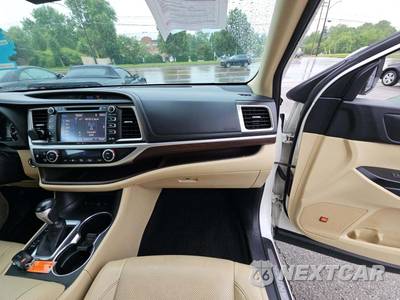 2015 Toyota Highlander Limited Platinum - zdjęcie 20 z 30 - miniatura