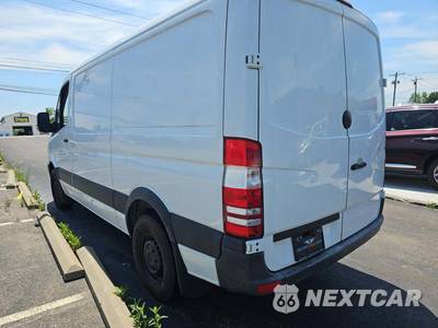 2016 Mercedes-Benz Sprinter 2500 Worker Cargo Van Standard Roof 144.3" WB - zdjęcie 2 z 24 - miniatura
