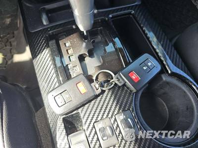 2020 Toyota 4Runner TRD Pro - zdjęcie 8 z 21 - miniatura