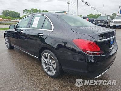 2020 Mercedes-Benz C 300 4MATIC Sedan - zdjęcie 2 z 22 - miniatura