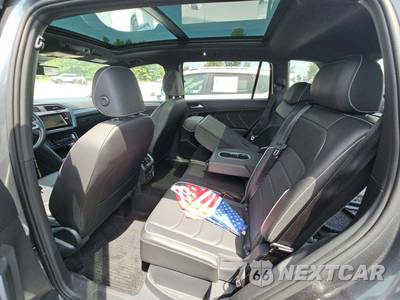 2023 Volkswagen Tiguan SEL R-Line - zdjęcie 13 z 21 - miniatura