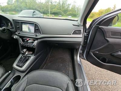 2017 Hyundai Elantra Limited Sedan - zdjęcie 19 z 26 - miniatura