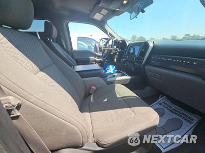 2019 Ford Super Duty F-250 XLT Crew Cab Medium Bed - zdjęcie 18 z 26 - miniatura