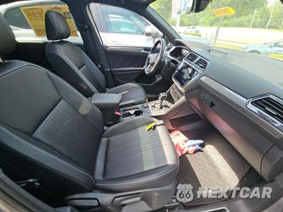 2024 Volkswagen Tiguan SE R-Line Black - zdjęcie 18 z 21 - miniatura