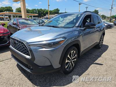 2025 Toyota Corolla Cross XLE - zdjęcie 1 z 22 - miniatura