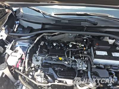 2025 Toyota Corolla Cross XLE - zdjęcie 22 z 22 - miniatura
