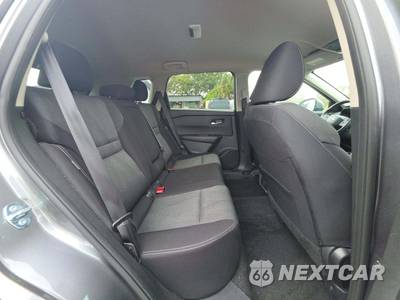 2025 Nissan Rogue SV - zdjęcie 16 z 27 - miniatura