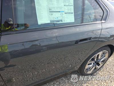 2026 BMW 7 Series 760i xDrive - zdjęcie 22 z 35 - miniatura