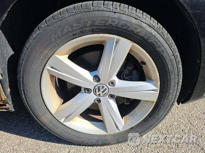 2013 Volkswagen Passat 2.5L SE w/Sunroof - zdjęcie 30 z 33 - miniatura