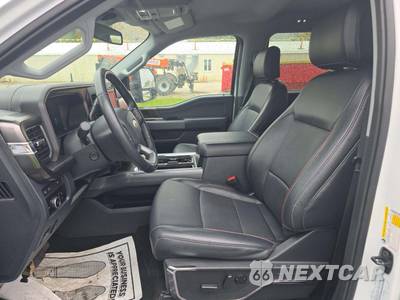 2024 Ford Super Duty F-250 Lariat Crew Cab Long Bed - zdjęcie 6 z 23 - miniatura