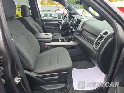 2023 Ram 1500 Big Horn Extended Cab Medium Bed - zdjęcie 18 z 22 - miniatura