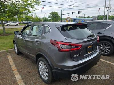 2022 Nissan Rogue Sport S - zdjęcie 2 z 23 - miniatura