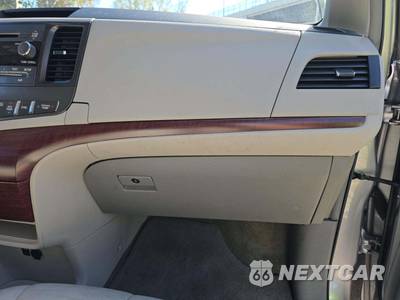 2014 Toyota Sienna XLE 8-Passenger 119.3" WB - zdjęcie 20 z 27 - miniatura