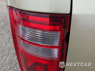 2010 Dodge Grand Caravan SXT Minivan 121.2" WB - zdjęcie 39 z 50 - miniatura
