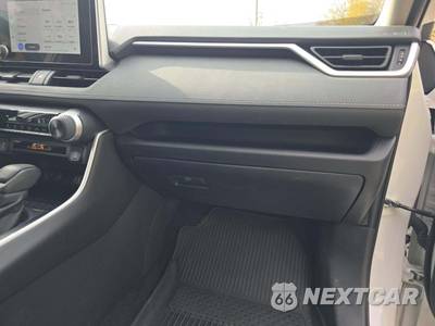 2024 Toyota RAV4 LE - zdjęcie 16 z 18 - miniatura