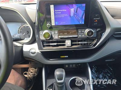 2023 Toyota Highlander XLE - zdjęcie 7 z 22 - miniatura