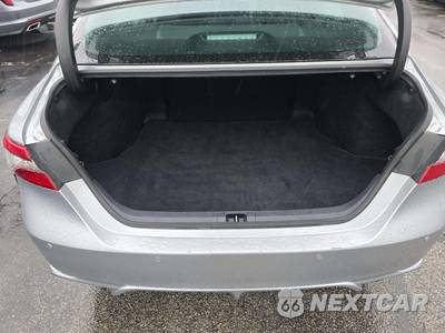 2024 Toyota Camry XSE - zdjęcie 14 z 22 - miniatura