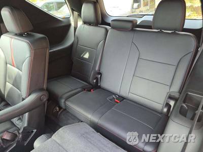 2025 Chevrolet Traverse RS 2RS - zdjęcie 14 z 24 - miniatura