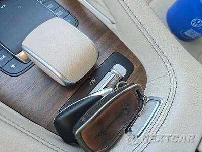 2024 Mercedes-Benz GLS 450 4MATIC - zdjęcie 8 z 27 - miniatura