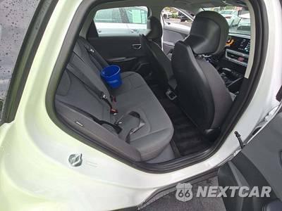 2025 Kia K4 LXS - zdjęcie 16 z 24 - miniatura