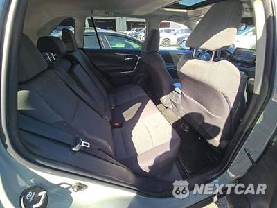 2022 Toyota RAV4 XLE - zdjęcie 16 z 26 - miniatura