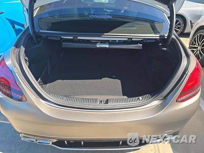 2020 Mercedes-Benz AMG C 63 S Sedan - zdjęcie 14 z 24 - miniatura
