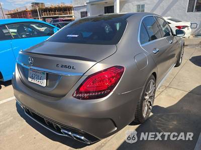 2020 Mercedes-Benz AMG C 63 S Sedan - zdjęcie 3 z 24 - miniatura