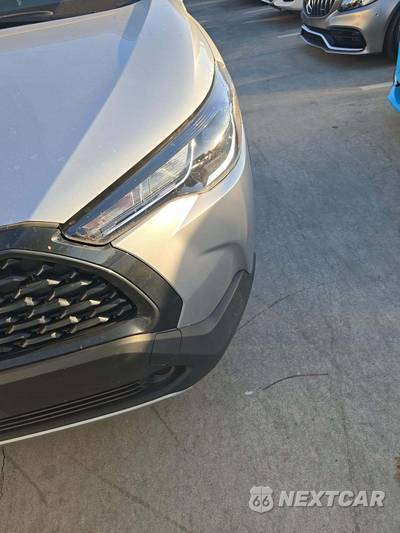 2025 Toyota Corolla Cross L - zdjęcie 21 z 26 - miniatura