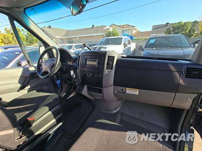 2018 Mercedes-Benz Sprinter 2500 Cargo Van Standard Roof 144.3" WB - zdjęcie 18 z 31 - miniatura