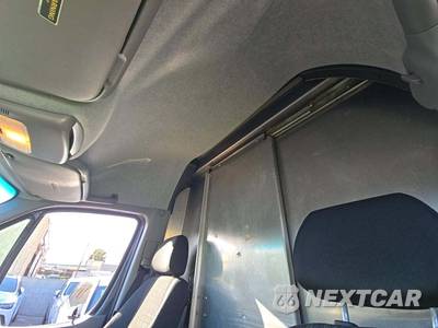 2018 Mercedes-Benz Sprinter 2500 Cargo Van Standard Roof 144.3" WB - zdjęcie 11 z 31 - miniatura