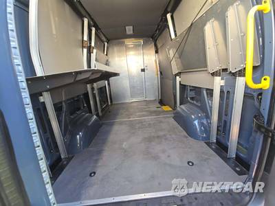 2018 Mercedes-Benz Sprinter 2500 Cargo Van Standard Roof 144.3" WB - zdjęcie 13 z 31 - miniatura