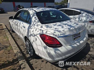2021 Mercedes-Benz C 300 Sedan - zdjęcie 2 z 26 - miniatura