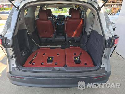 2021 Toyota Sienna LE 8-Passenger 120.5" WB - zdjęcie 14 z 33 - miniatura