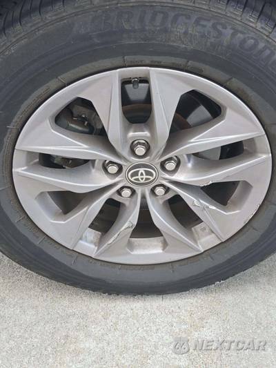 2021 Toyota Sienna LE 8-Passenger 120.5" WB - zdjęcie 25 z 33 - miniatura