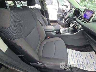 2025 Toyota RAV4 Hybrid LE - zdjęcie 18 z 25 - miniatura