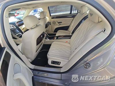 2014 Bentley Flying Spur W12 - zdjęcie 13 z 24 - miniatura