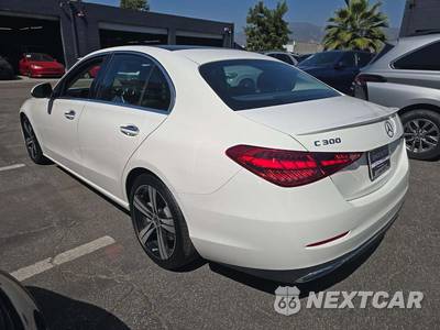 2022 Mercedes-Benz C 300 4MATIC Sedan - zdjęcie 2 z 26 - miniatura