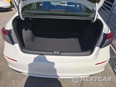 2023 Honda Civic Sedan Sport - zdjęcie 14 z 26 - miniatura