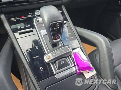 2019 Porsche Cayenne - zdjęcie 8 z 26 - miniatura