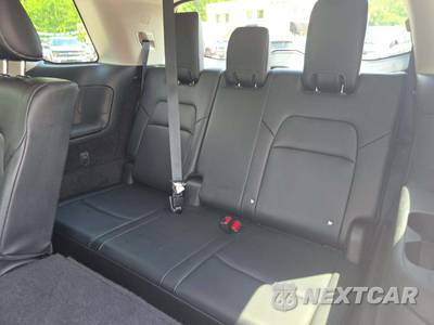 2022 Nissan Pathfinder SL - zdjęcie 11 z 18 - miniatura