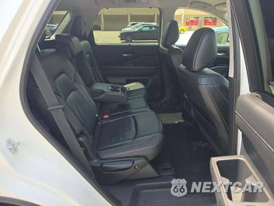 2022 Nissan Pathfinder SL - zdjęcie 14 z 18 - miniatura