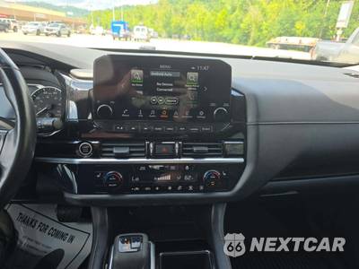 2022 Nissan Pathfinder SL - zdjęcie 7 z 18 - miniatura