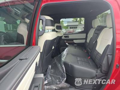 2022 Toyota Tundra Hybrid Capstone Crew Cab Short Bed - zdjęcie 10 z 19 - miniatura