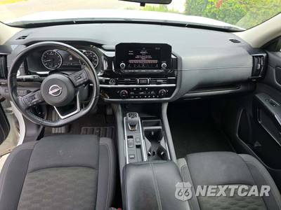 2023 Nissan Pathfinder SV - zdjęcie 10 z 24 - miniatura