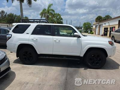 2021 Toyota 4Runner SR5 Premium - zdjęcie 4 z 33 - miniatura