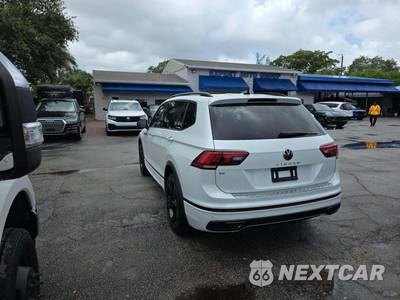 2023 Volkswagen Tiguan SE R-Line Black - zdjęcie 2 z 21 - miniatura