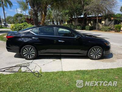 2025 Nissan Altima SV - zdjęcie 4 z 23 - miniatura